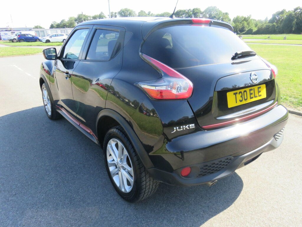 Nissan Juke 1.2 N-connecta Dig-t 115 Bhp White #14
