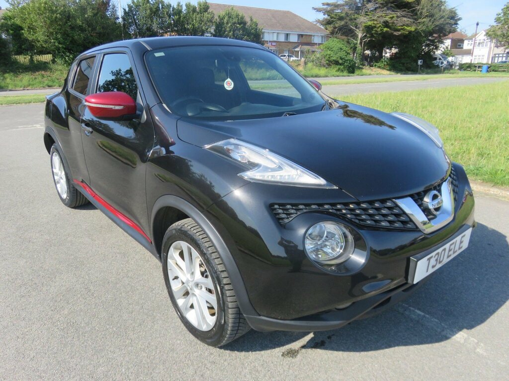 Nissan Juke 1.2 N-connecta Dig-t 115 Bhp White #9