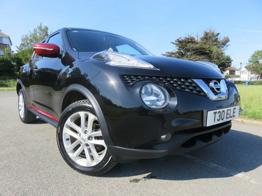 Nissan Juke 1.2 N-connecta Dig-t 115 Bhp White #8