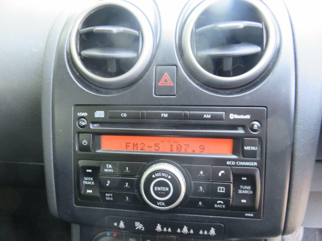 Nissan Qashqai Hatchback Grey #27
