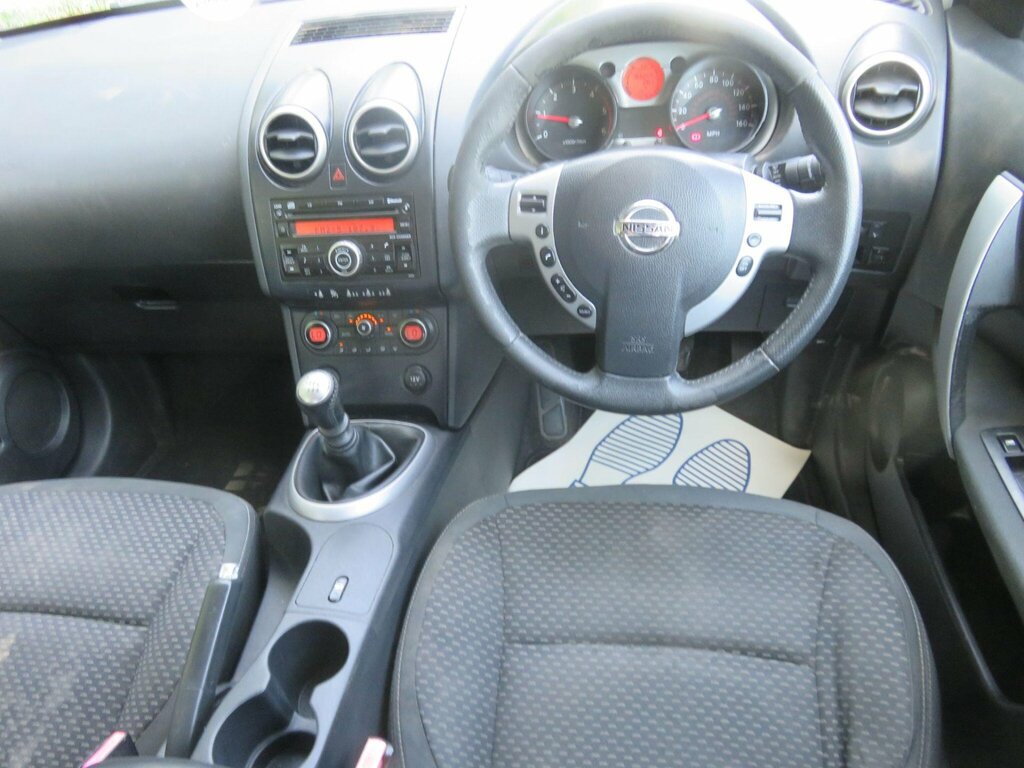 Nissan Qashqai Hatchback Grey #28