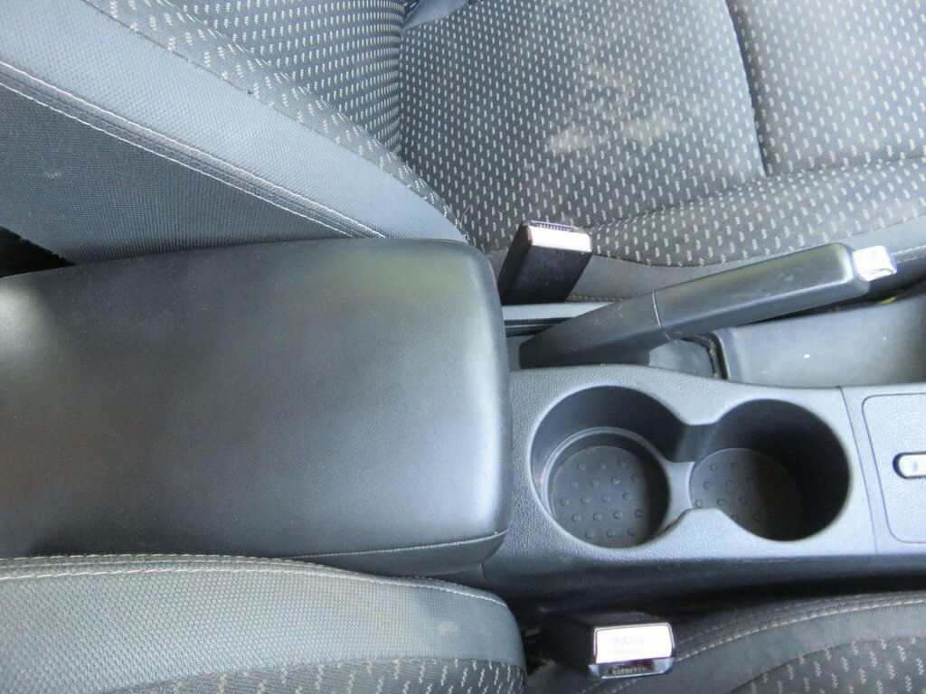 Nissan Qashqai Hatchback Grey #24