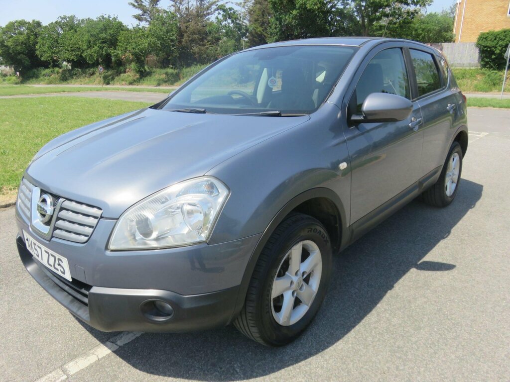 Nissan Qashqai Hatchback Grey #3