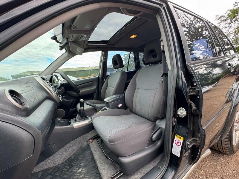 Toyota Rav 4 D-4d Xt3 Grey #20