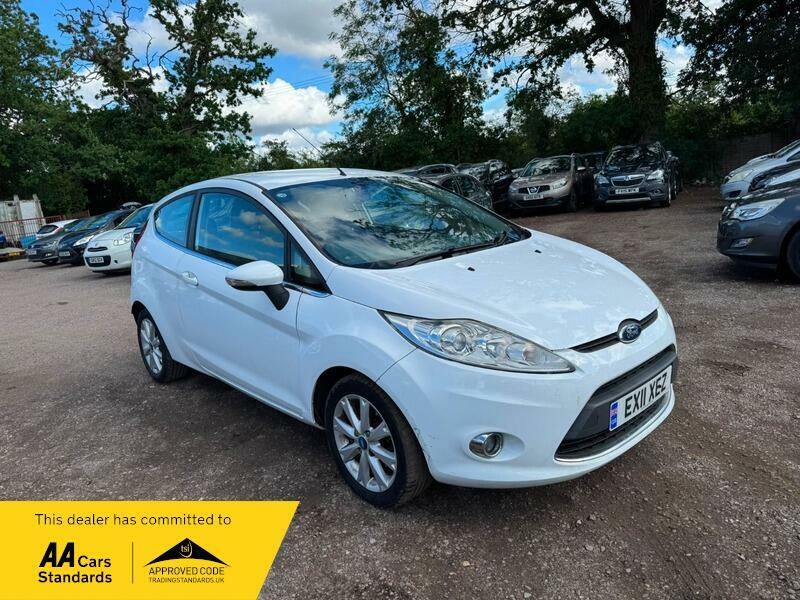 Ford Fiesta 1.25 Zetec Silver #1