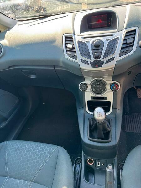 Ford Fiesta 1.25 Zetec Silver #14