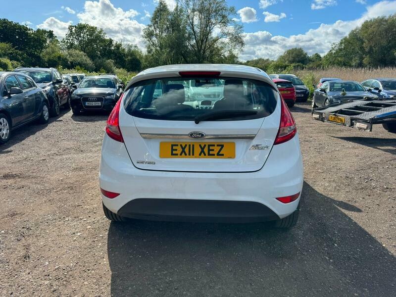 Ford Fiesta 1.25 Zetec Silver #5