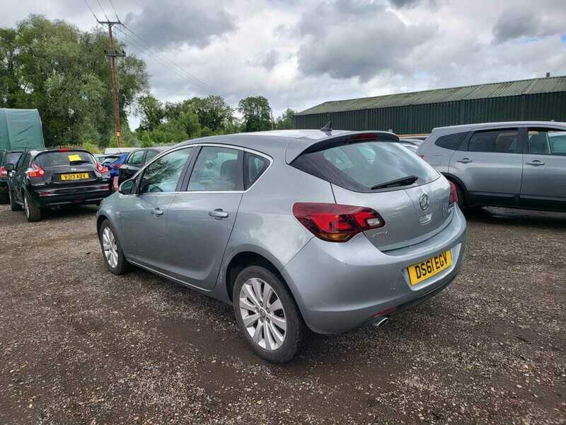 Vauxhall Astra 1.4 16V Exclusiv Euro 5 Silver #5