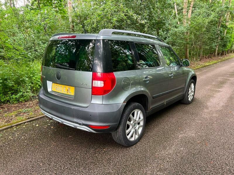 Skoda Yeti 2.0 Tdi Cr Se Blue #7