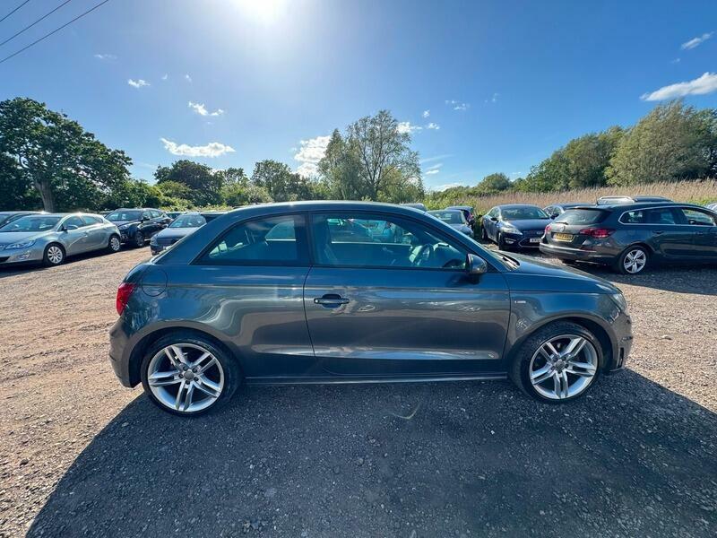 Audi A1 1.2 Tfsi Sport Black #8