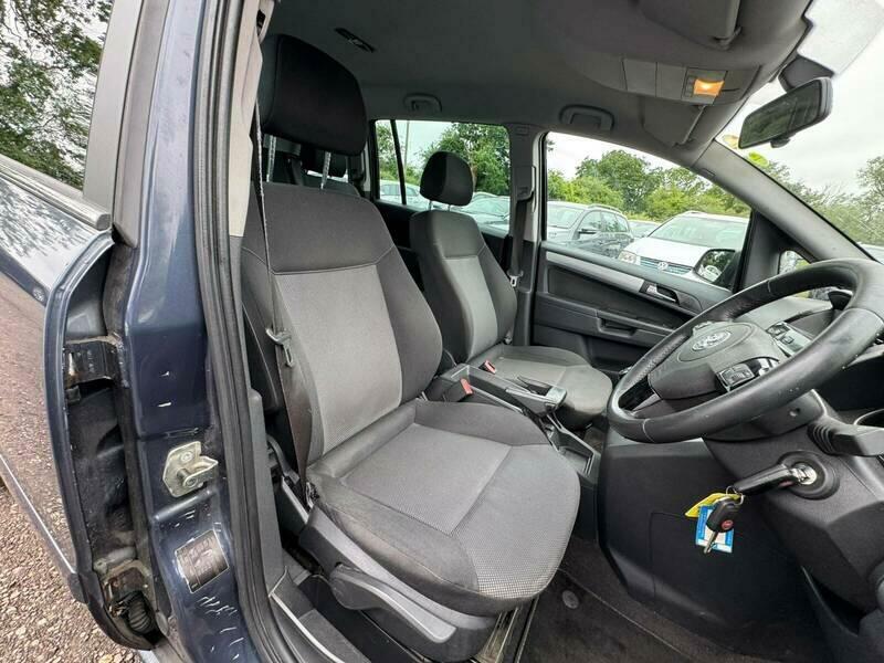 Vauxhall Zafira #14