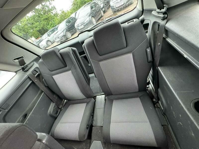 Vauxhall Zafira #18