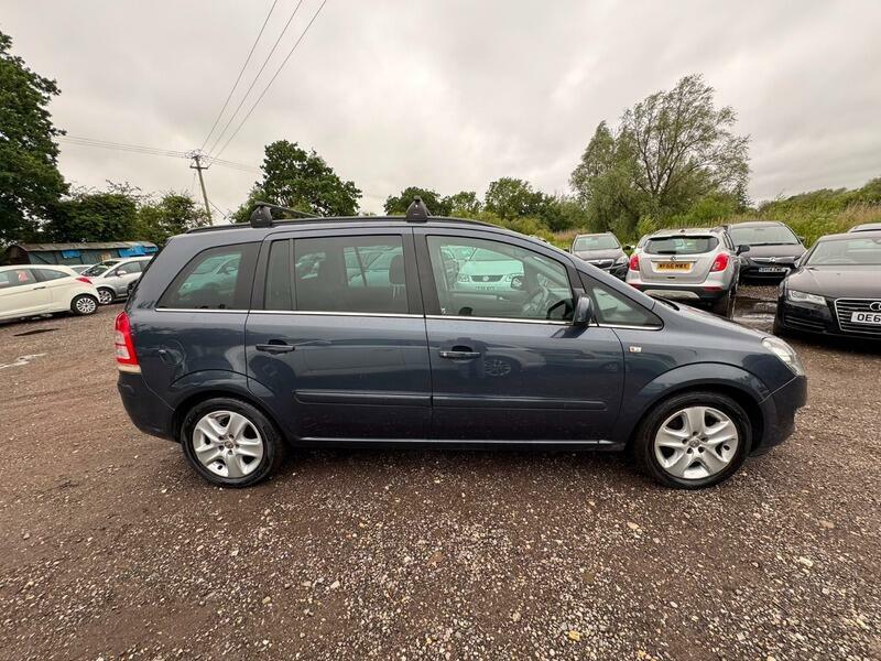 Vauxhall Zafira #8