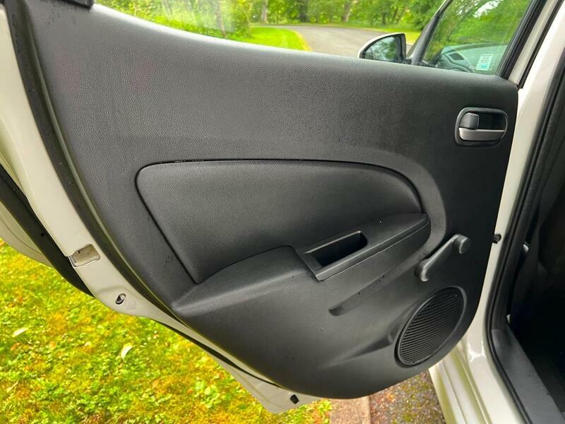 Mazda 2 1.5 Sport Euro 4 Green #8