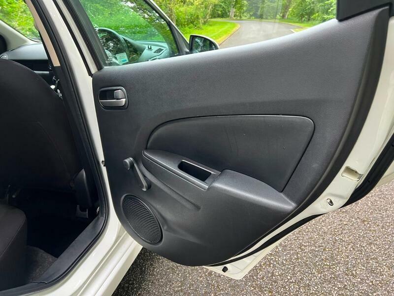 Mazda 2 1.5 Sport Euro 4 Green #13