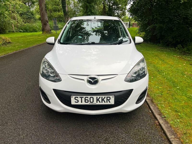 Mazda 2 Tamura White #2