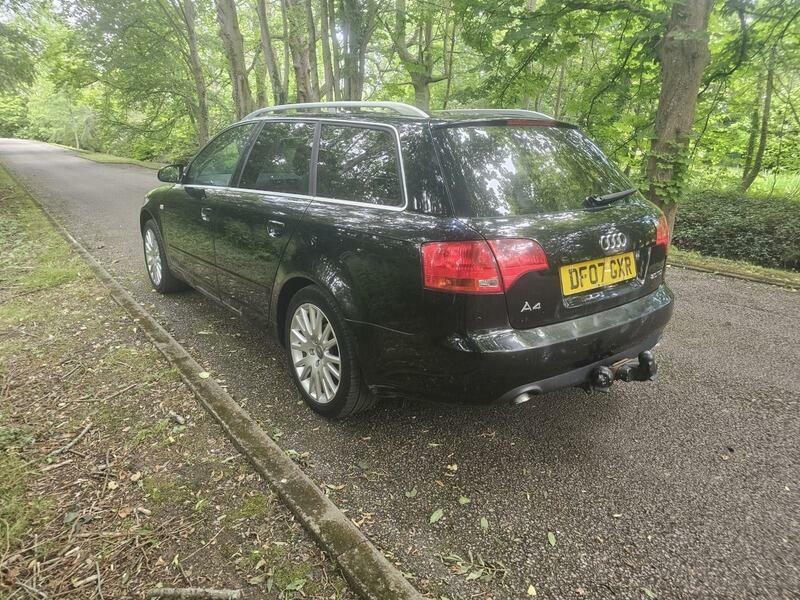 Audi A4 Avant Estate Silver #15