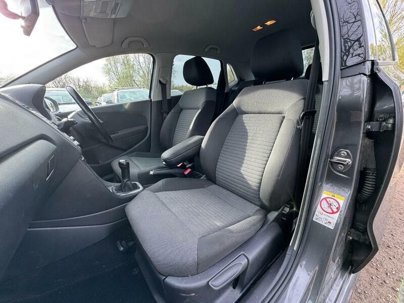 Volkswagen Polo Grey #19