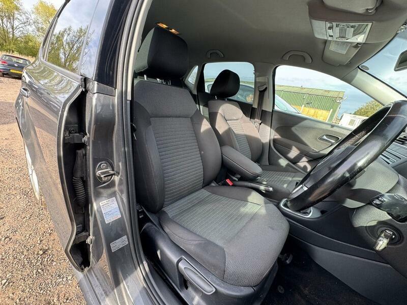Volkswagen Polo Grey #10