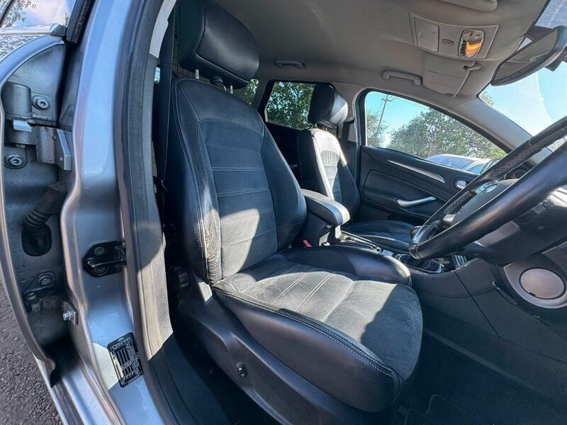Ford Mondeo 2.0 Tdci Zetec Black #8