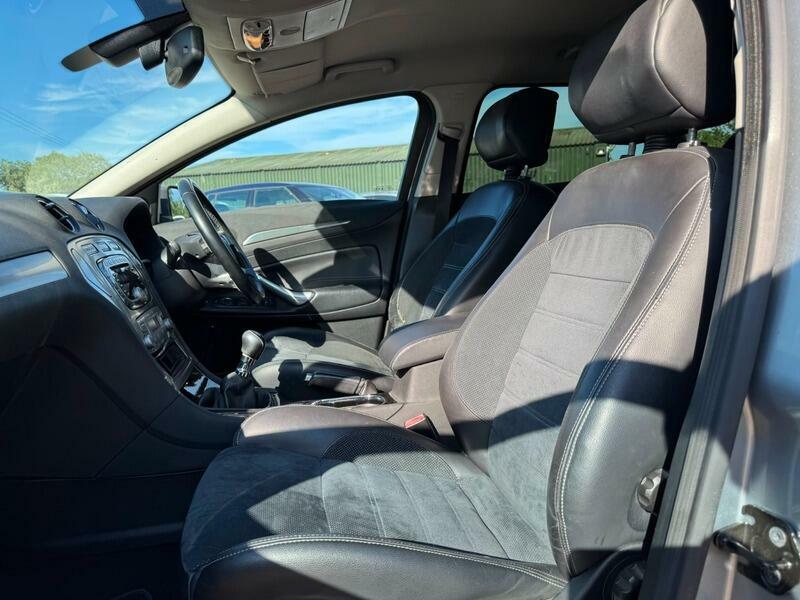 Ford Mondeo 2.0 Tdci Zetec Black #14