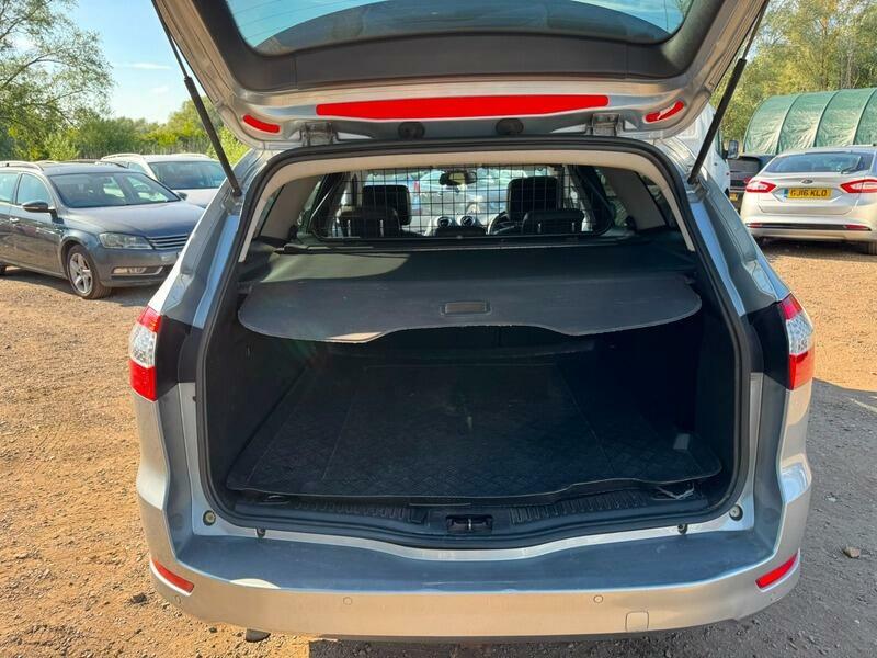 Ford Mondeo Titanium X Silver #2