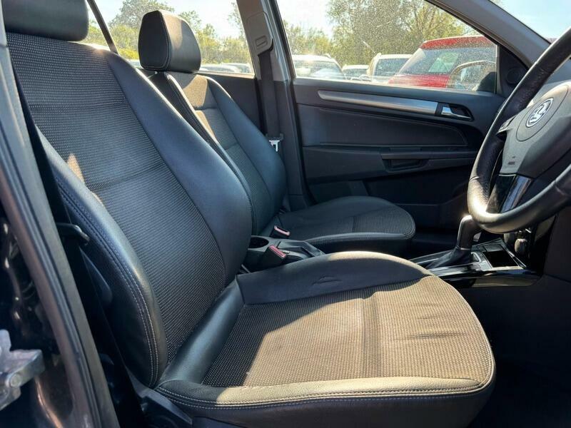 Vauxhall Astra 1.8I 16V Design Silver #11