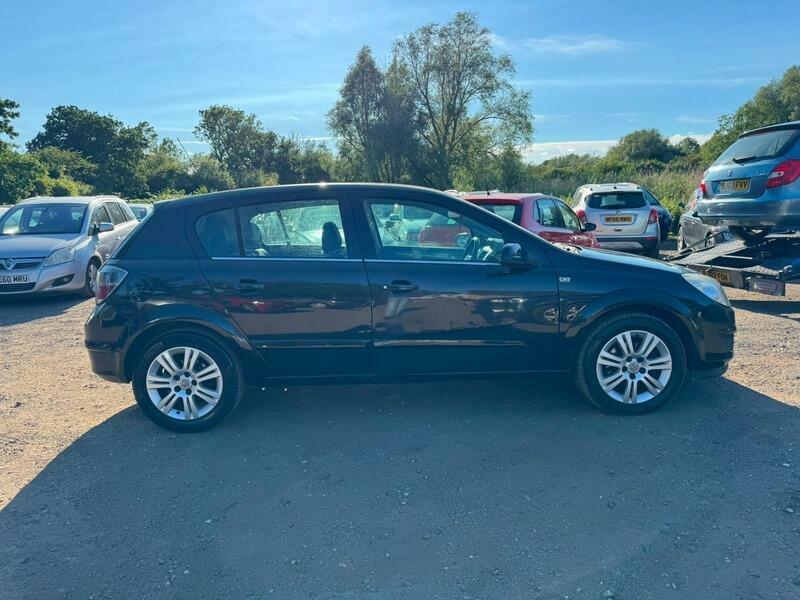 Vauxhall Astra 1.8I 16V Design Silver #8