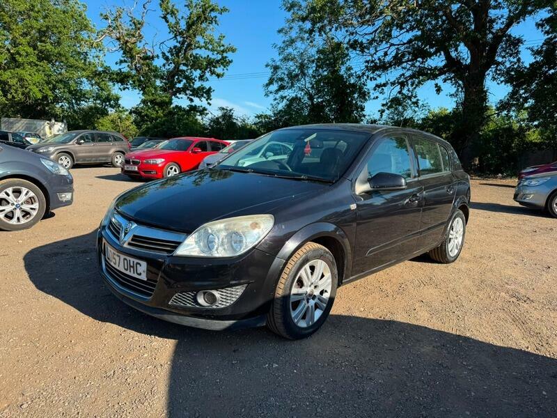 Vauxhall Astra Design Black #3