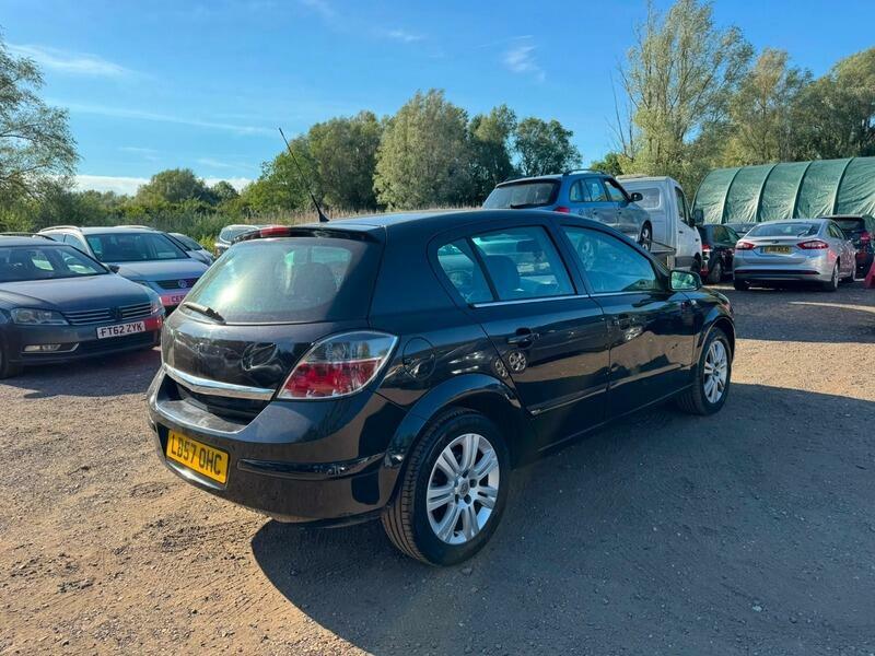 Vauxhall Astra 1.8I 16V Design Silver #7