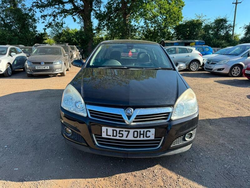Vauxhall Astra Design Black #2