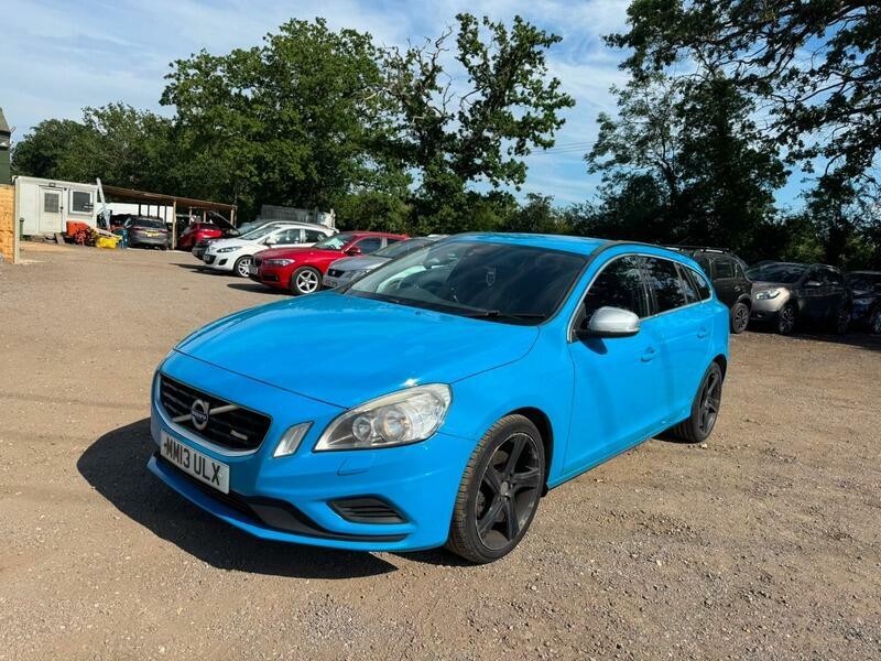 Volvo V60 R-design Nav Blue #3