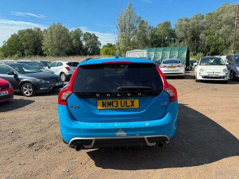 Volvo V60 R-design Nav Blue #5