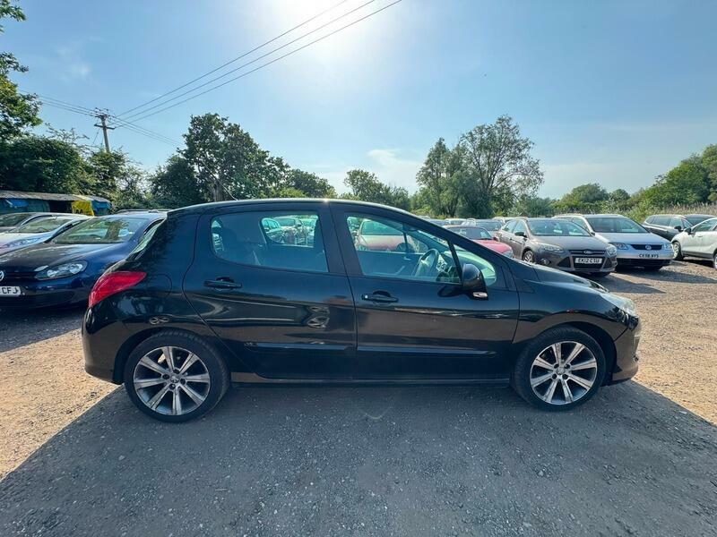 Peugeot 308 Active Black #6