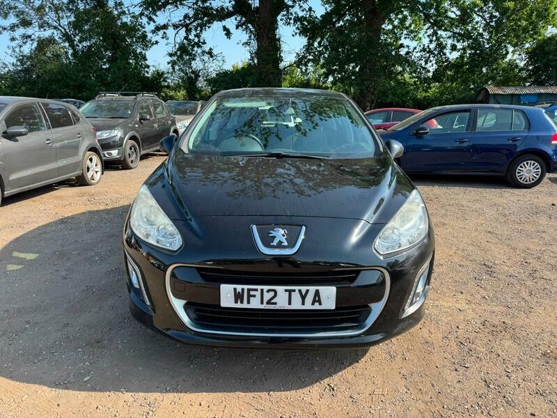 Peugeot 308 Active Black #2