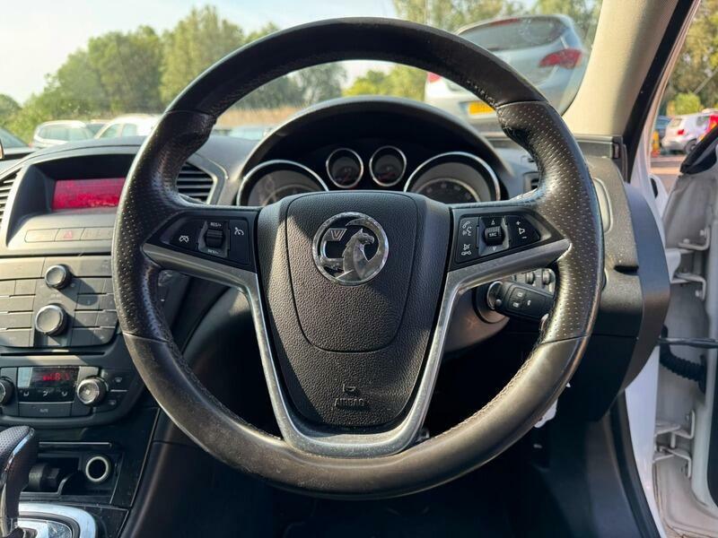 Vauxhall Insignia 2.0L Sri Cdti 157 Bhp Black #12