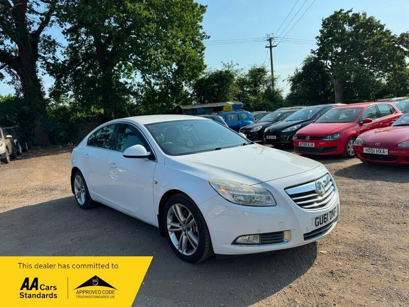 Vauxhall Insignia Sri White