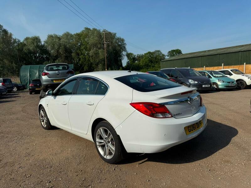 Vauxhall Insignia Sri White #5