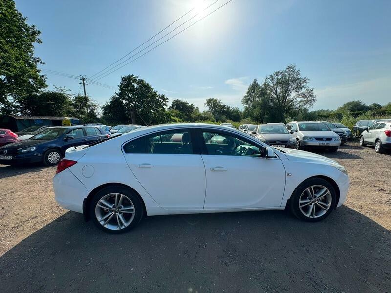 Vauxhall Insignia 2.0L Sri Cdti 157 Bhp Black #8