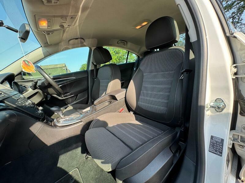Vauxhall Insignia 2.0L Sri Cdti 157 Bhp Black #19