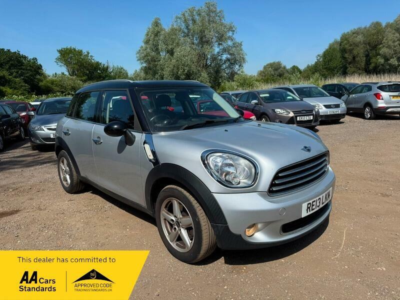 Mini Countryman Cooper D Silver