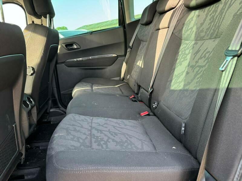 Peugeot 3008 Hatchback Silver #16