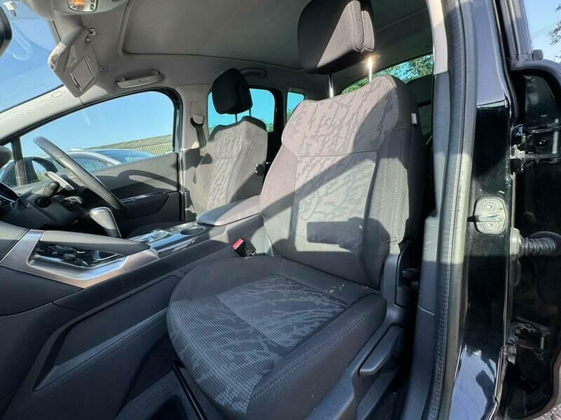 Peugeot 3008 Hatchback Silver #19