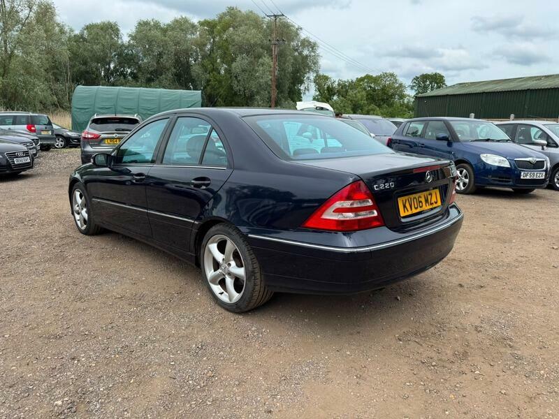 Mercedes-Benz C Class Avantgarde Se Blue #5