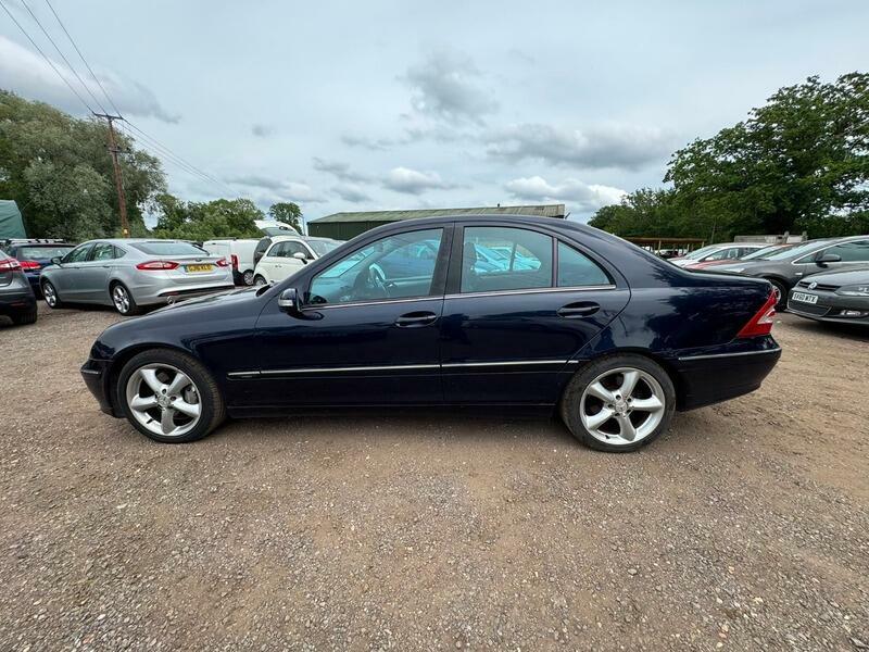 Mercedes-Benz C Class Avantgarde Se Blue #4