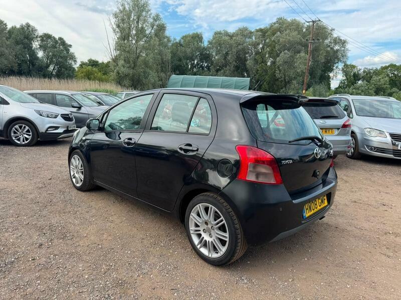 Toyota Yaris Sr Black #5