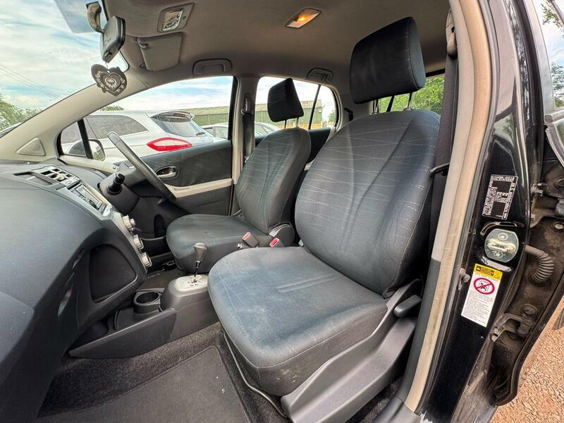 Toyota Yaris 1.3L Tr Mm Black #19