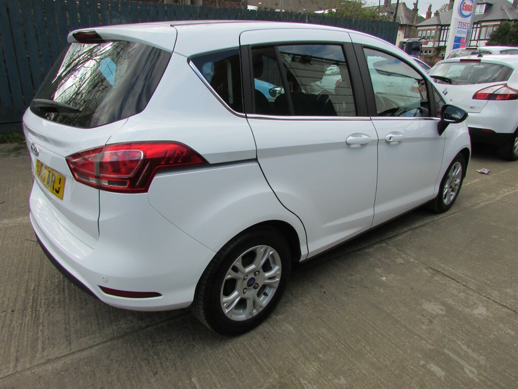 Ford B-Max 1.4 L Zetec White #4
