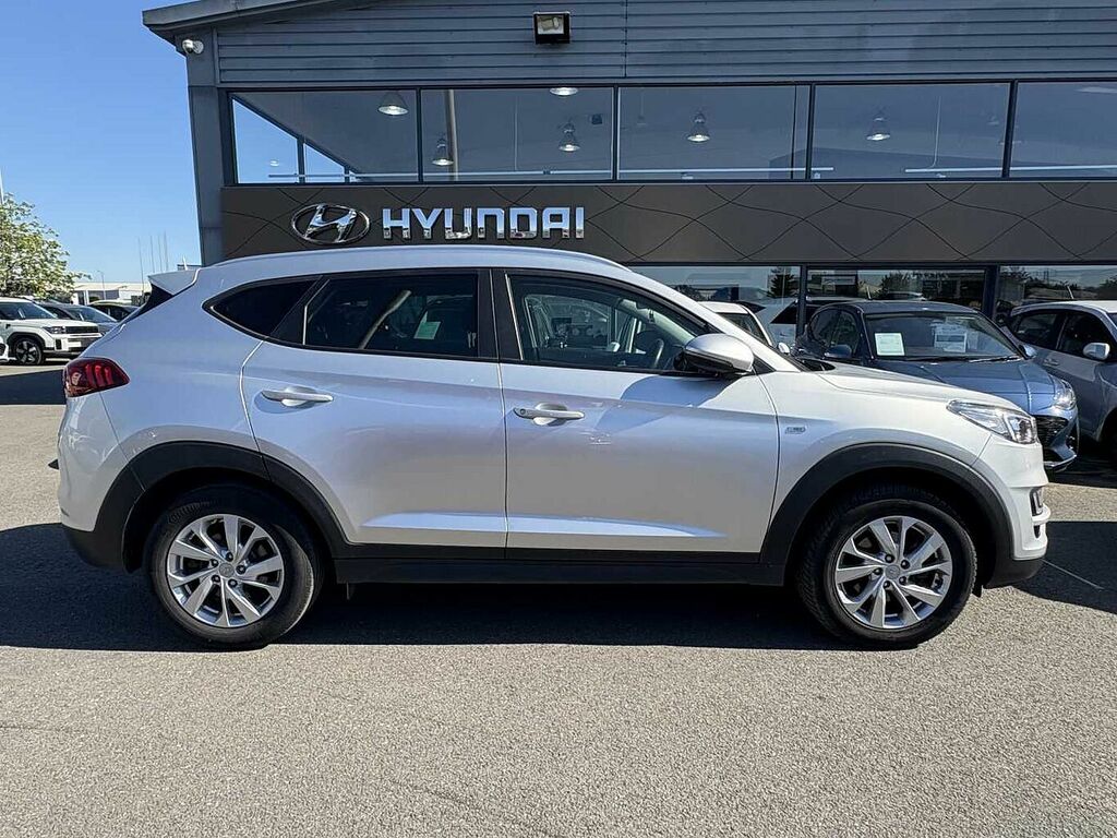 Hyundai Tucson Se Nav 1.6 Crdi Mhev 115Ps Silver #3