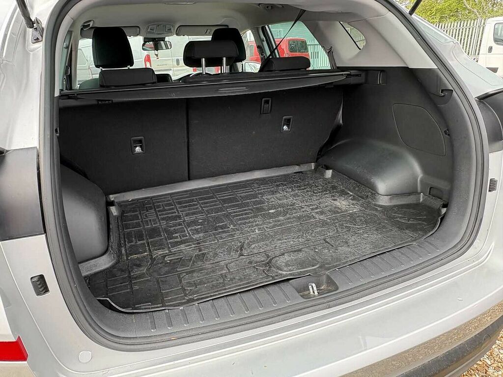 Hyundai Tucson Se Nav 1.6 Crdi Mhev 115Ps Silver #6